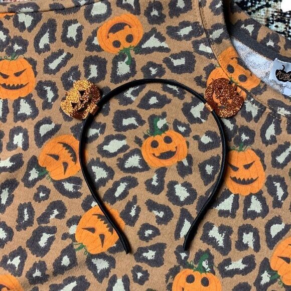 Pumpkins and Potions Cheetah Print Jack-o-lanterns Sweater With Matching Headban - Picture 2 of 5